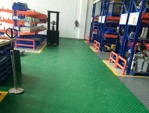 倉(cāng)儲(chǔ)轉(zhuǎn)運(yùn)區(qū)地面如何處理【倉(cāng)庫(kù)、庫(kù)房地板地面材料】